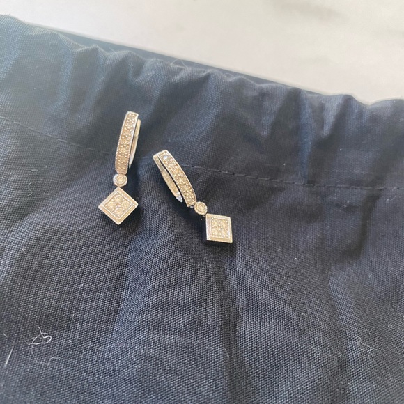 CRYSTAL EARRINGS 💍 - Picture 3 of 7